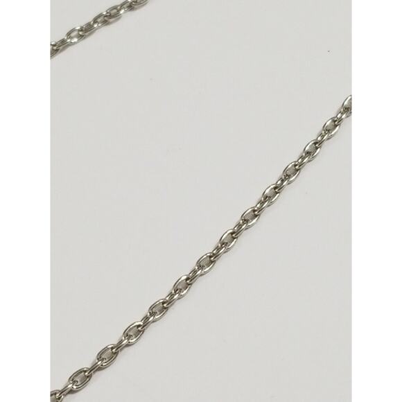 Thirty two inch key or id keeper with a five inch drop for id/keys n171)* - Picture 4 of 16